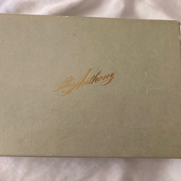 Vintage Anthony Jewelry Set in Original Box - Picture 3 of 16